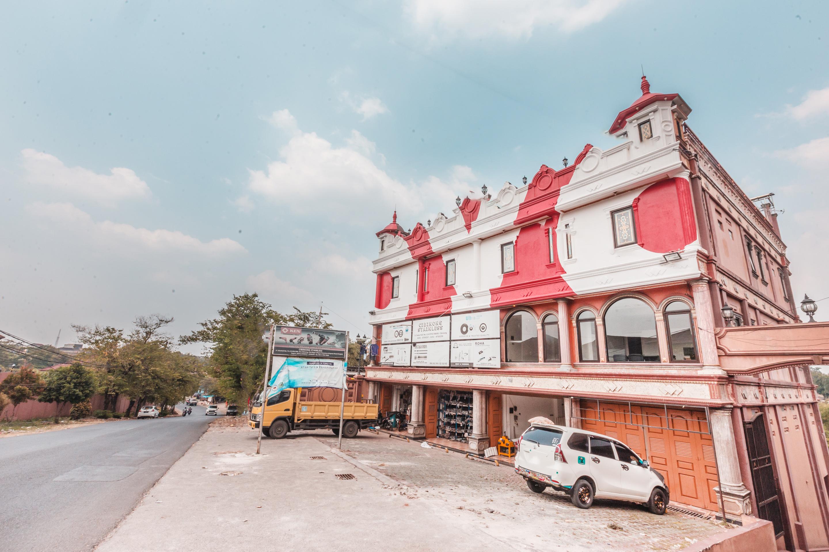 Super Oyo 1640 Fallinda Hotel Bogor Zewnętrze zdjęcie